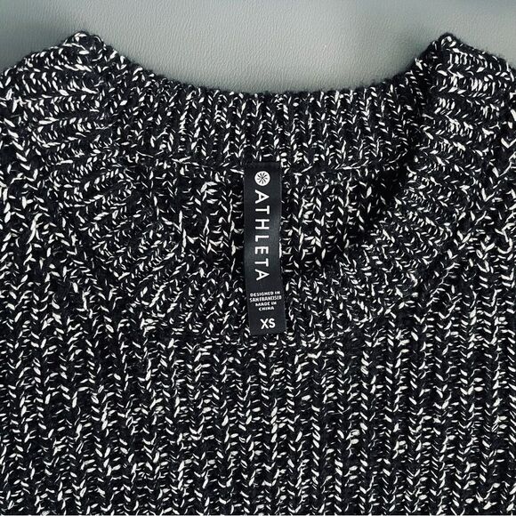 Athleta Sierra Crew Wool Blend Sweater In Black Marl Sz XS - Picture 6 of 12